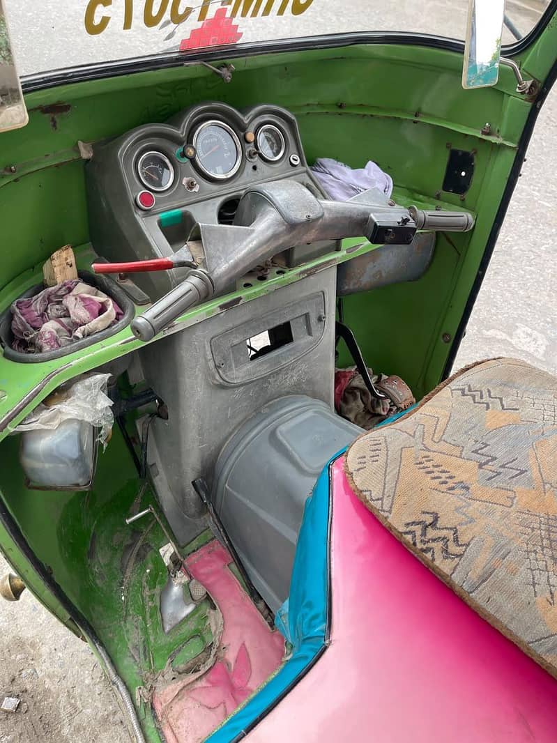auto rickshaw 3