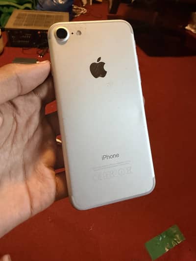 Apple iPhone 7