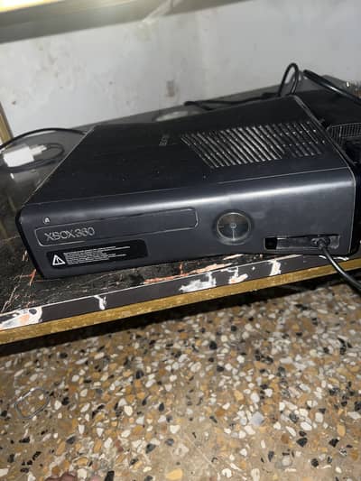 Xbox 360 slim all okay no issues
