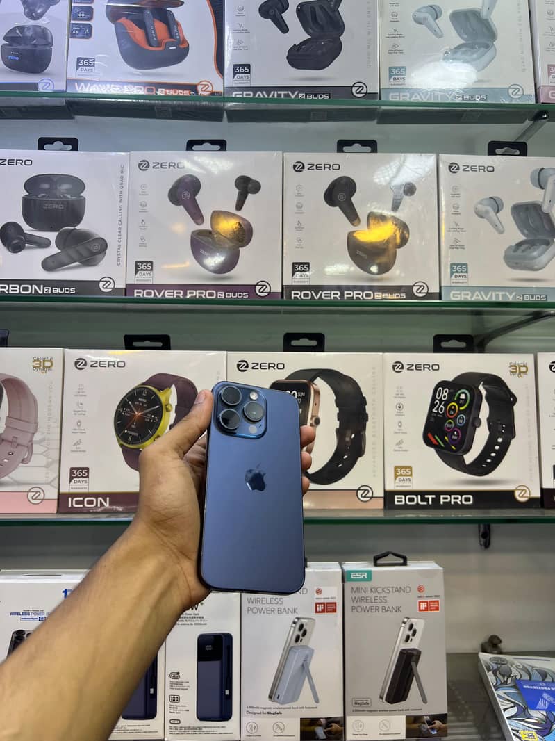 Apple iPhone 15 Pro 1