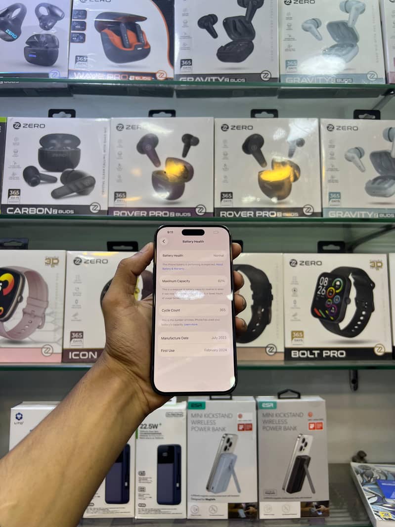 Apple iPhone 15 Pro 3