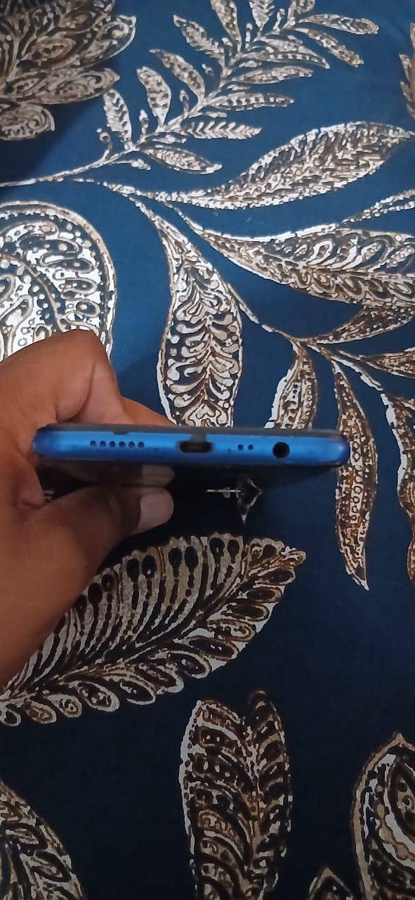 OPPO A5s 4