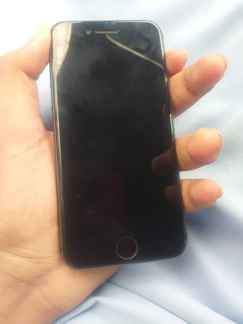 Apple iPhone 8 4