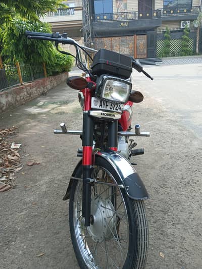 Honda 125cg