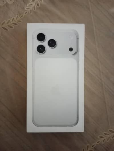 Apple iPhone 17 Pro Max box packed