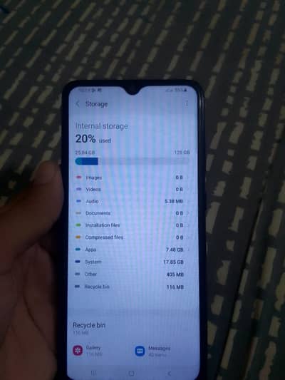 Samsung Mobile A70