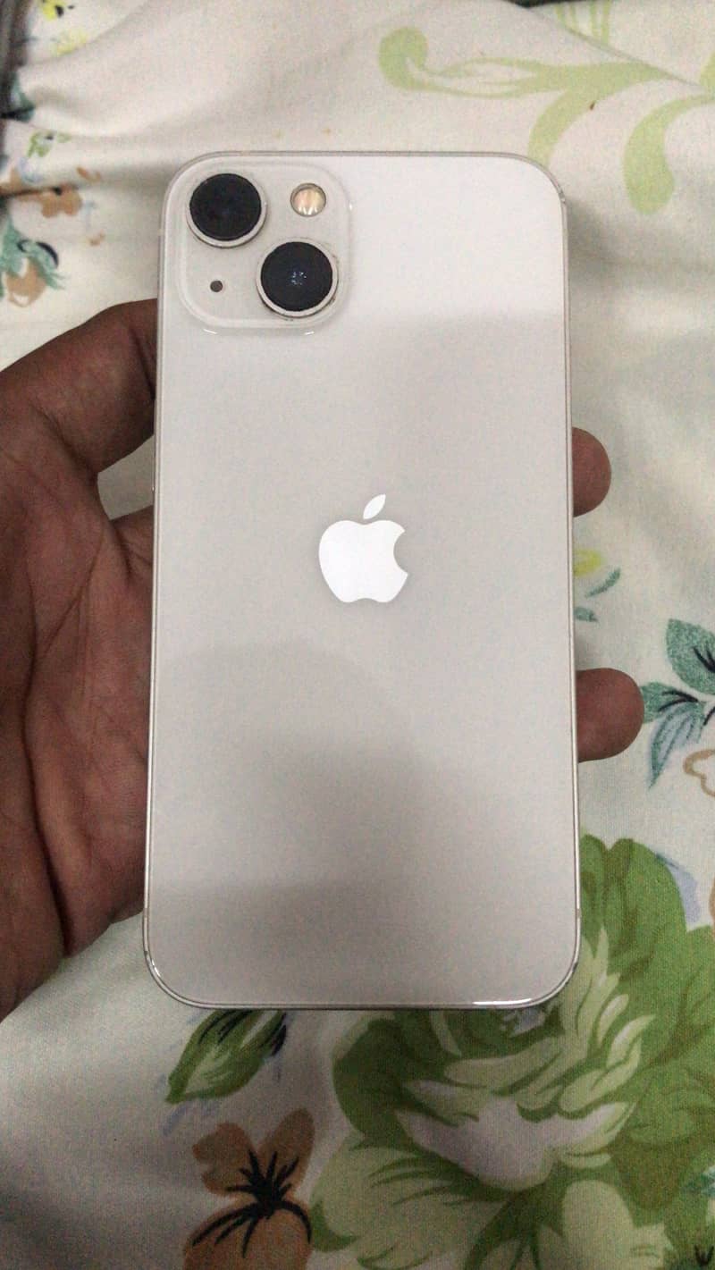 Apple iPhone 13 1