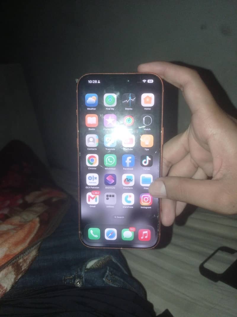 Apple iPhone 17 Pro Max 3