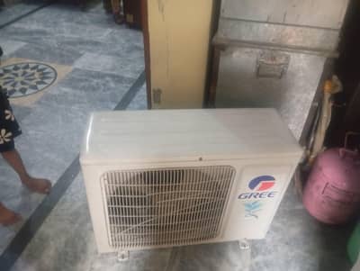 Gree Ac 1 ton 03092327484
