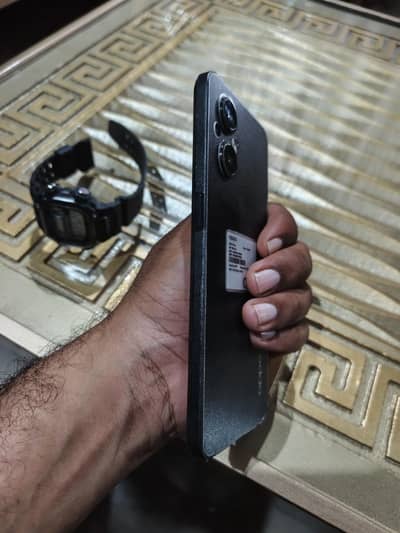 OPPO F21 Pro