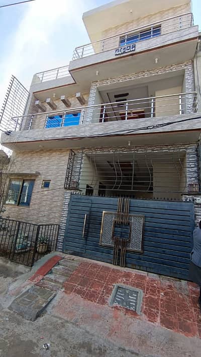5 Marla House Immediately Sale
