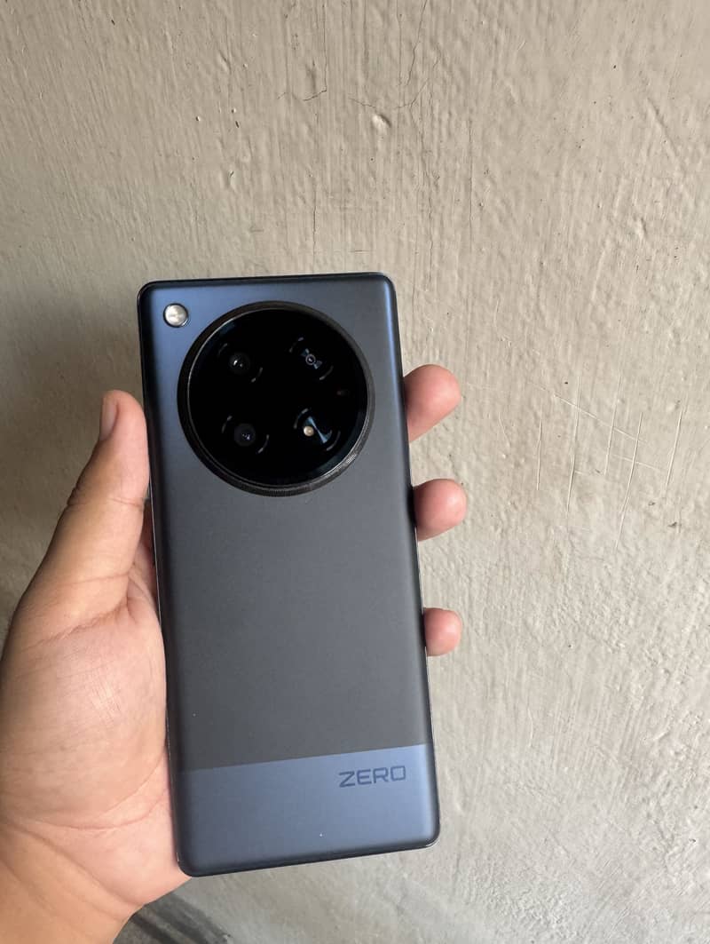Infinix Zero 40 0