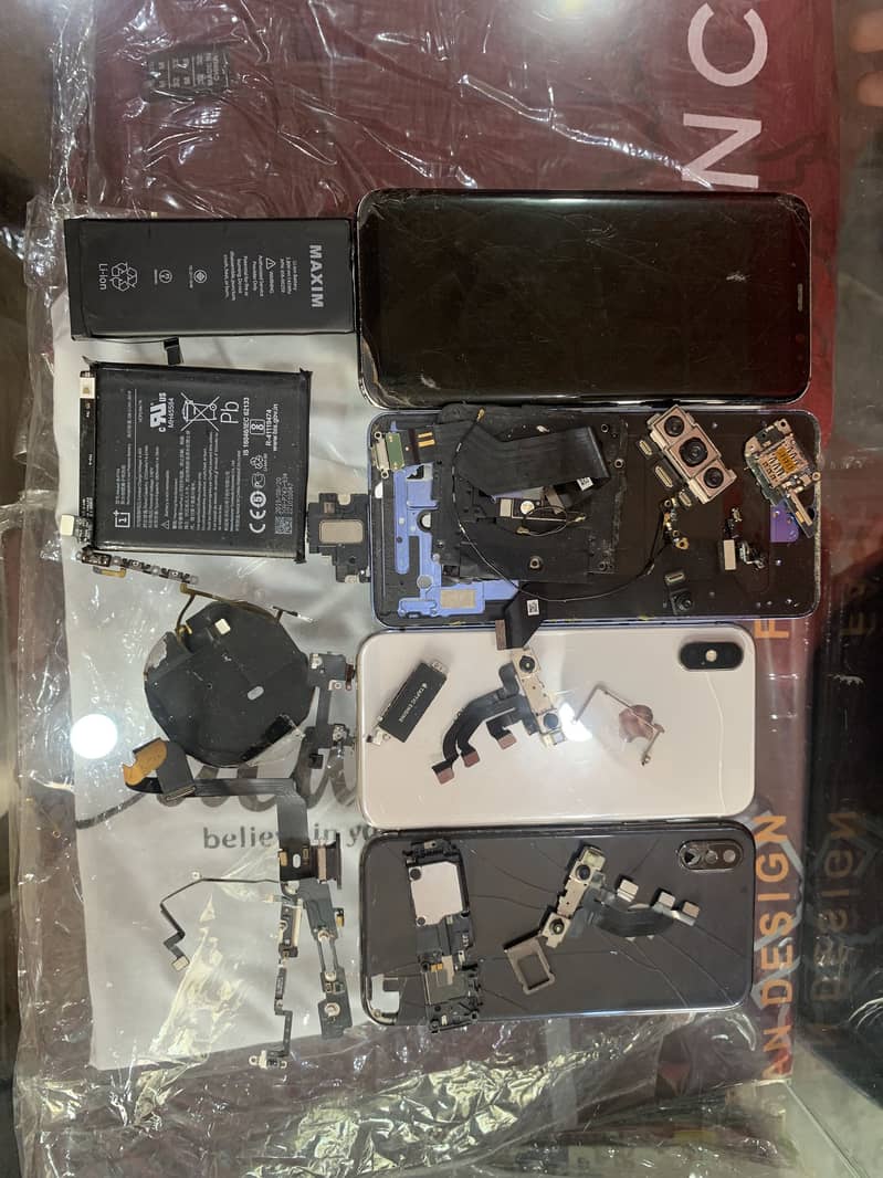 Apple iPhone X 0