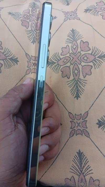 Vivo Y100