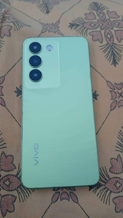 Vivo Y100