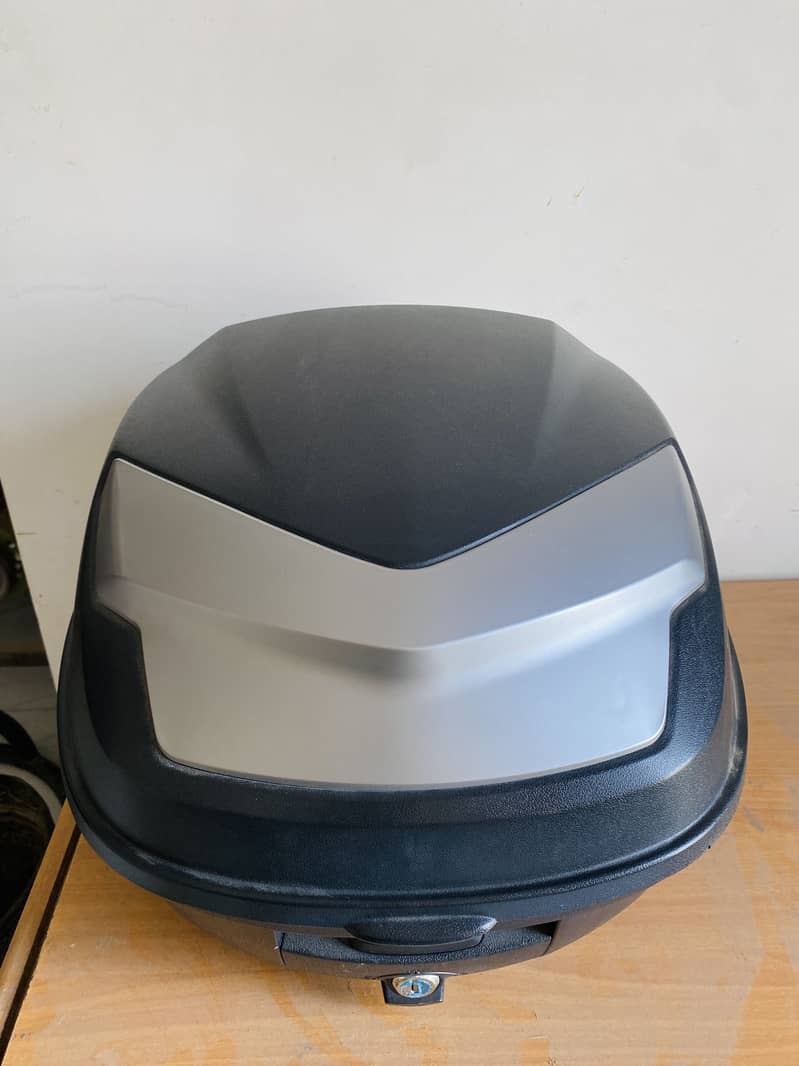 REVOO E52 8