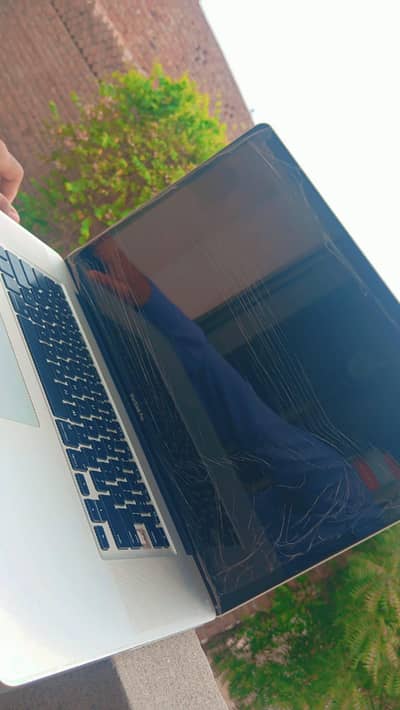 MacBook pro 10500