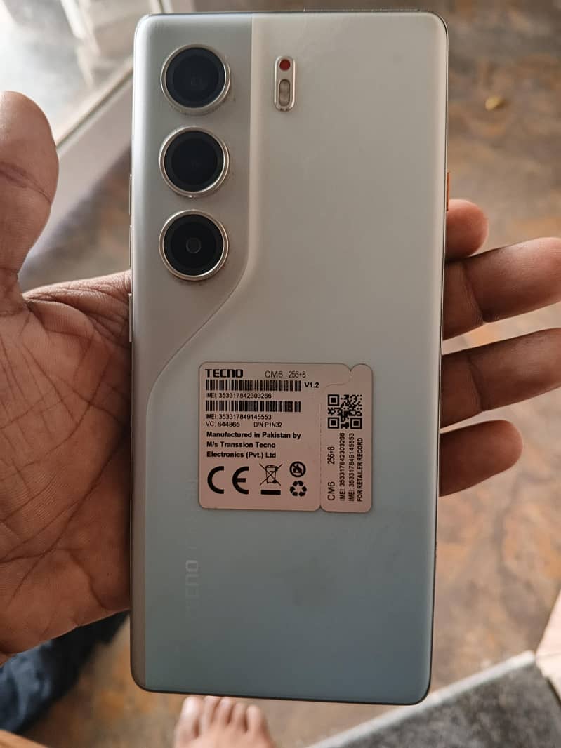 Tecno CAMON 40 Pro 3