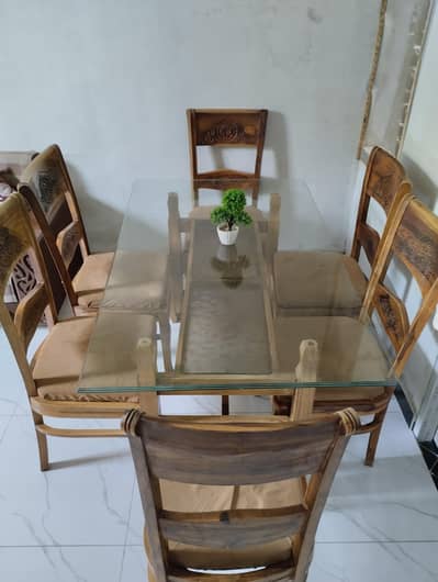 6 seater Wooden Dining Table