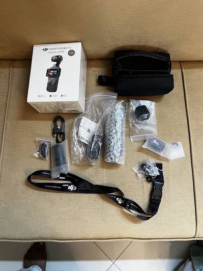 10/10 DJI Osmo Pocket 3 Just like new box open