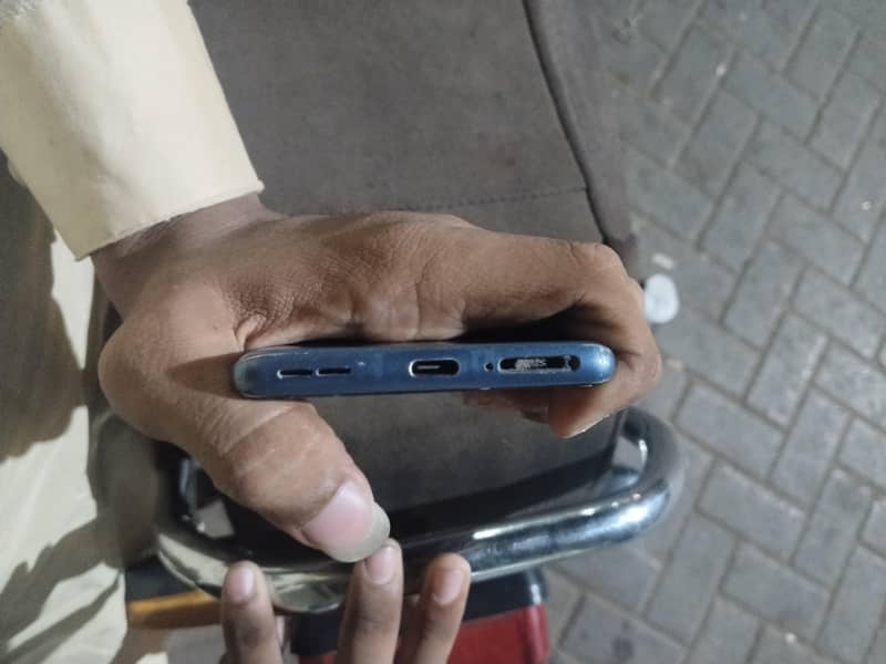 OnePlus 8 2
