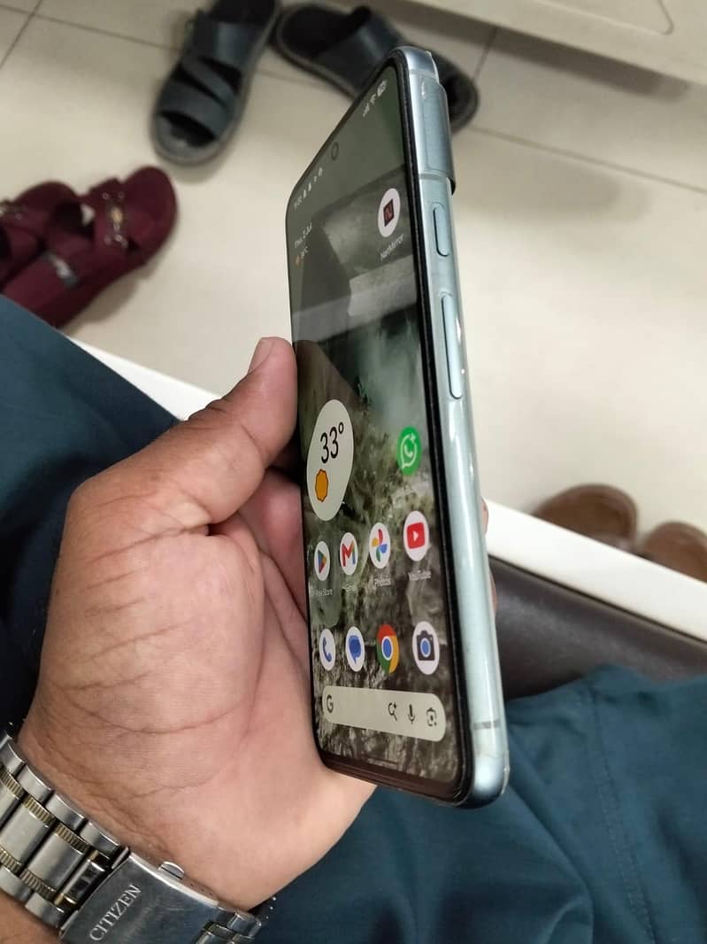 Google Pixel 8 0