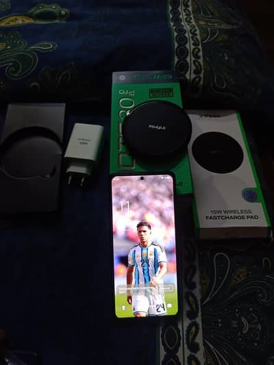 infinix note 30 pro full box excellent condition