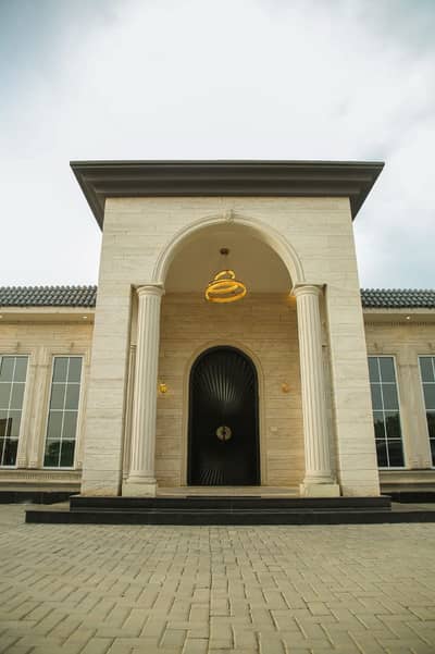 4 Kanal Farm House Available For In Badian Road