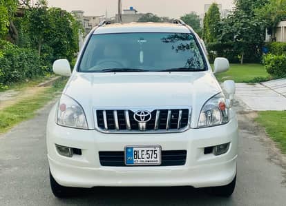 Toyota parado 2.7 full options
