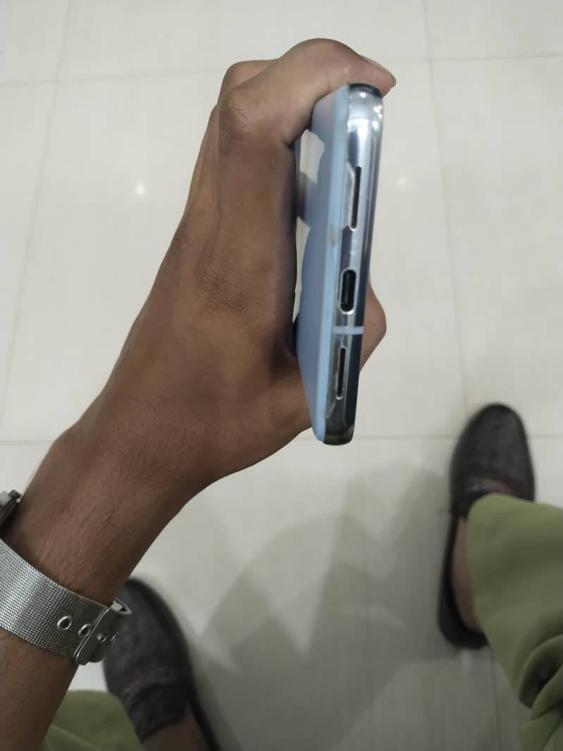 Google pixel 8pro 1