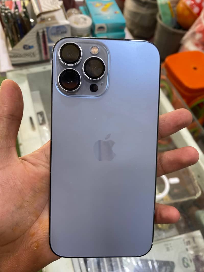Apple iPhone 13 Pro 3
