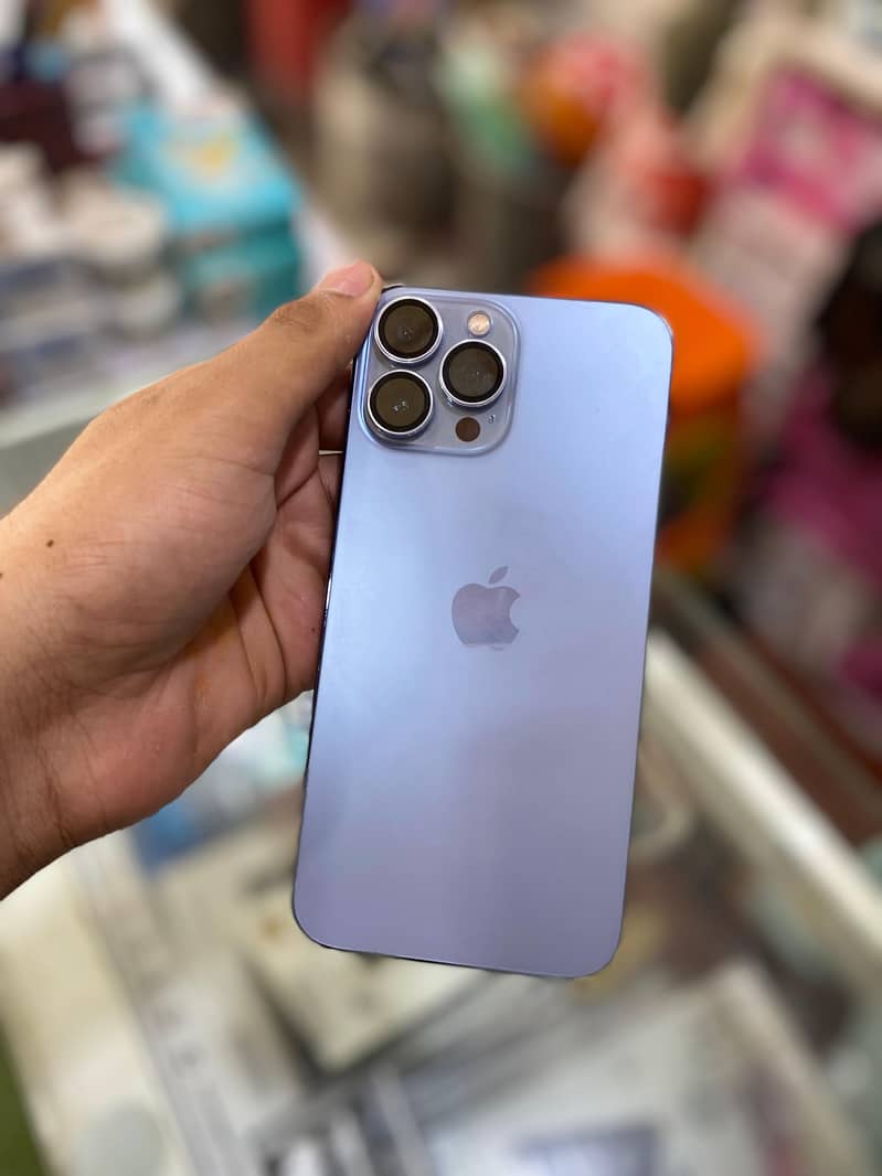 Apple iPhone 13 Pro 4