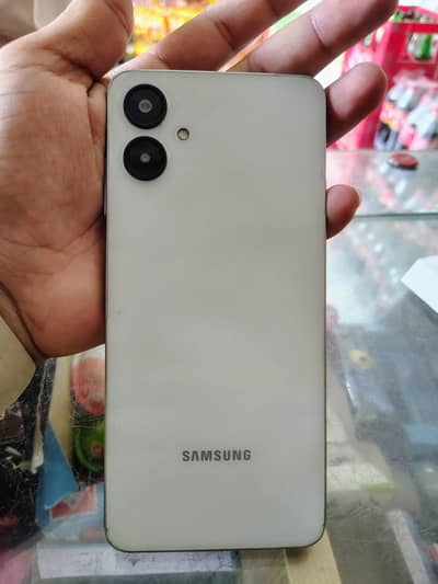 Samsung Mobile A06