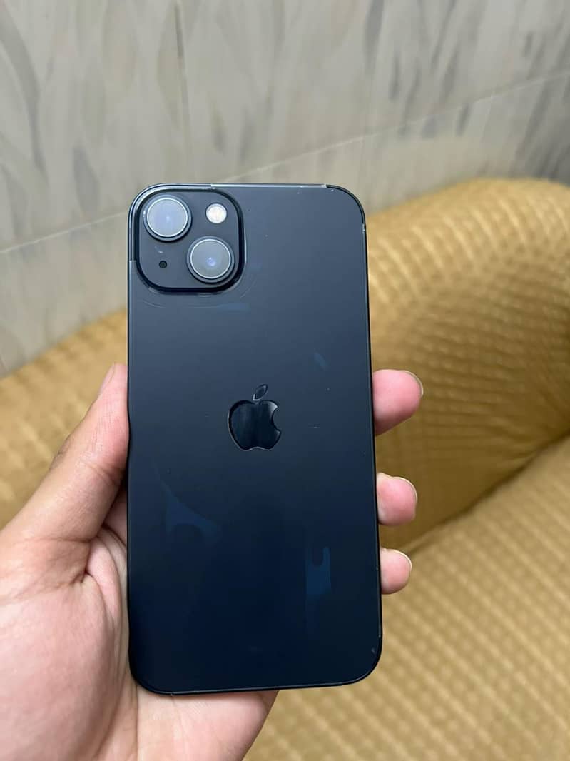 Apple iPhone 13 1