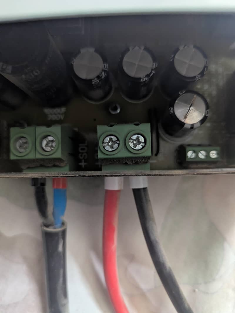 simtek Mppt controller 85Amp 3