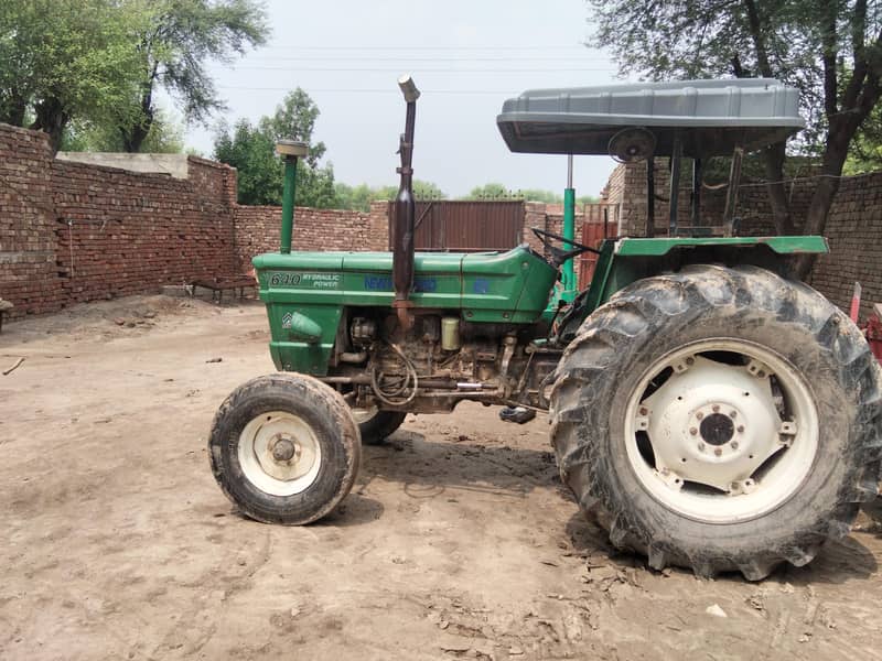 640 tractor 2010 model 1