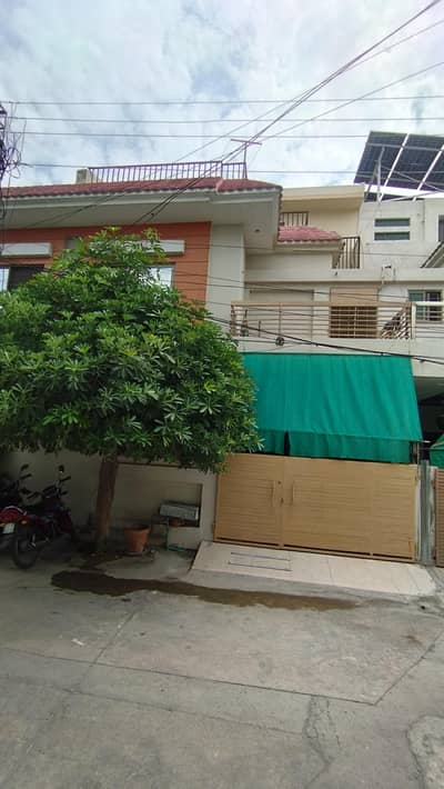 5 Marla triple storey house for sale