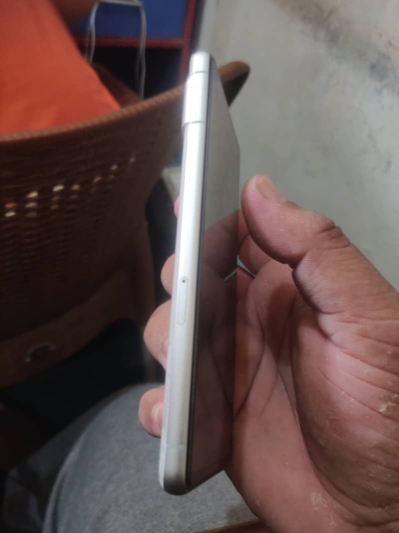 Google Pixel 7 3