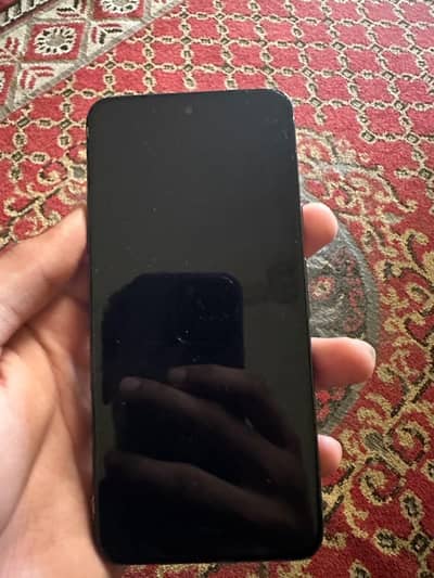 Google Pixel 8 (8/256) / bilkul new set ha 3 months hue ha use kie hue