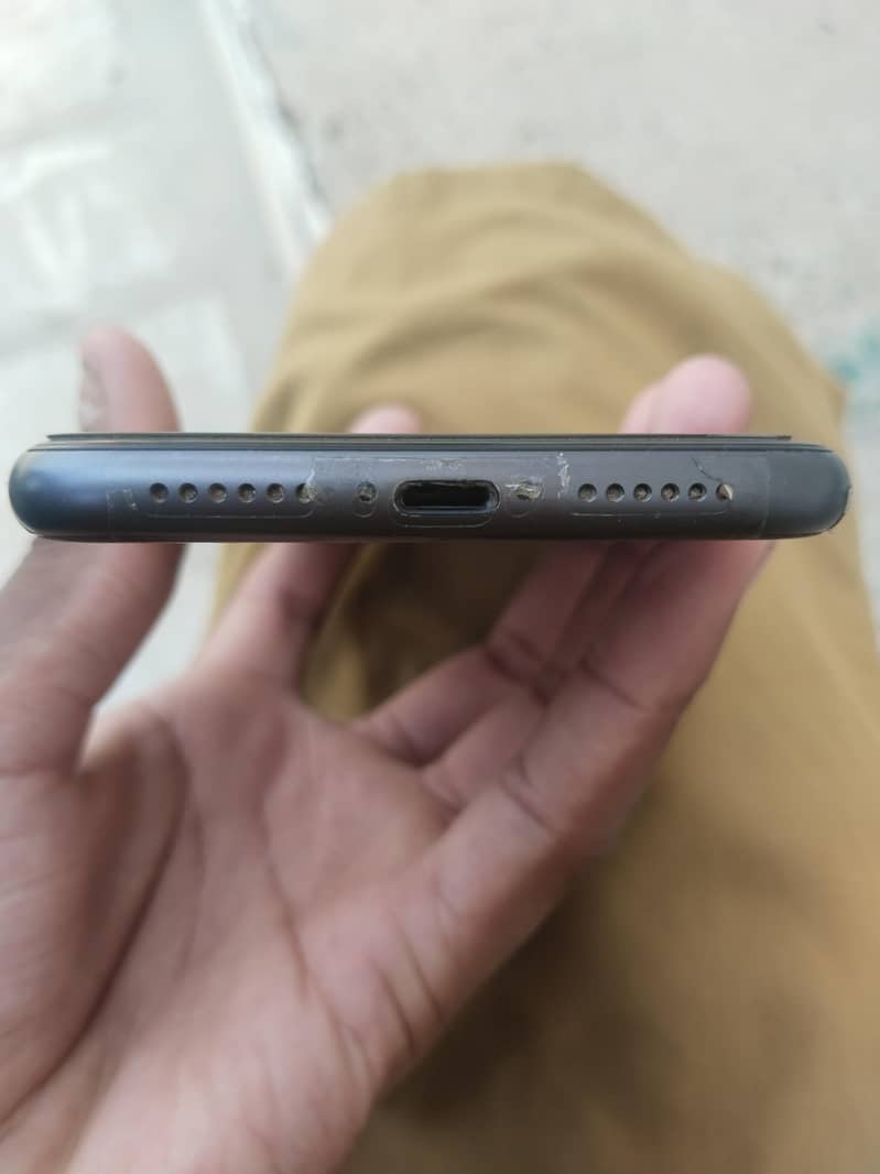 Apple iPhone 11 2