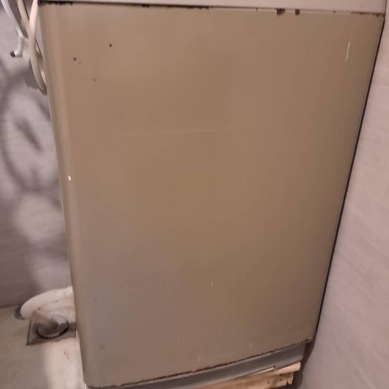 dawlance  fully  automatic  machine 5