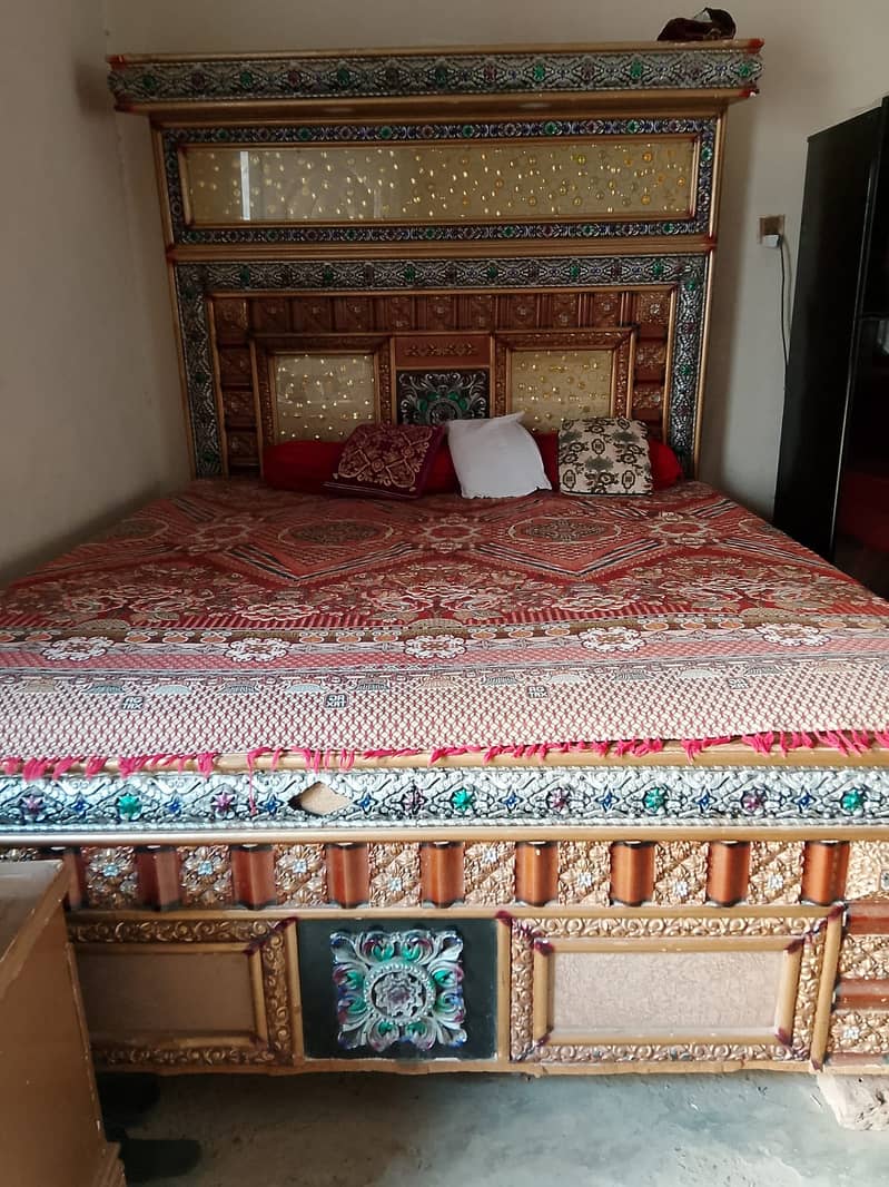 Bed and sofa set 0