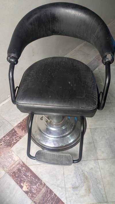 salon chair
