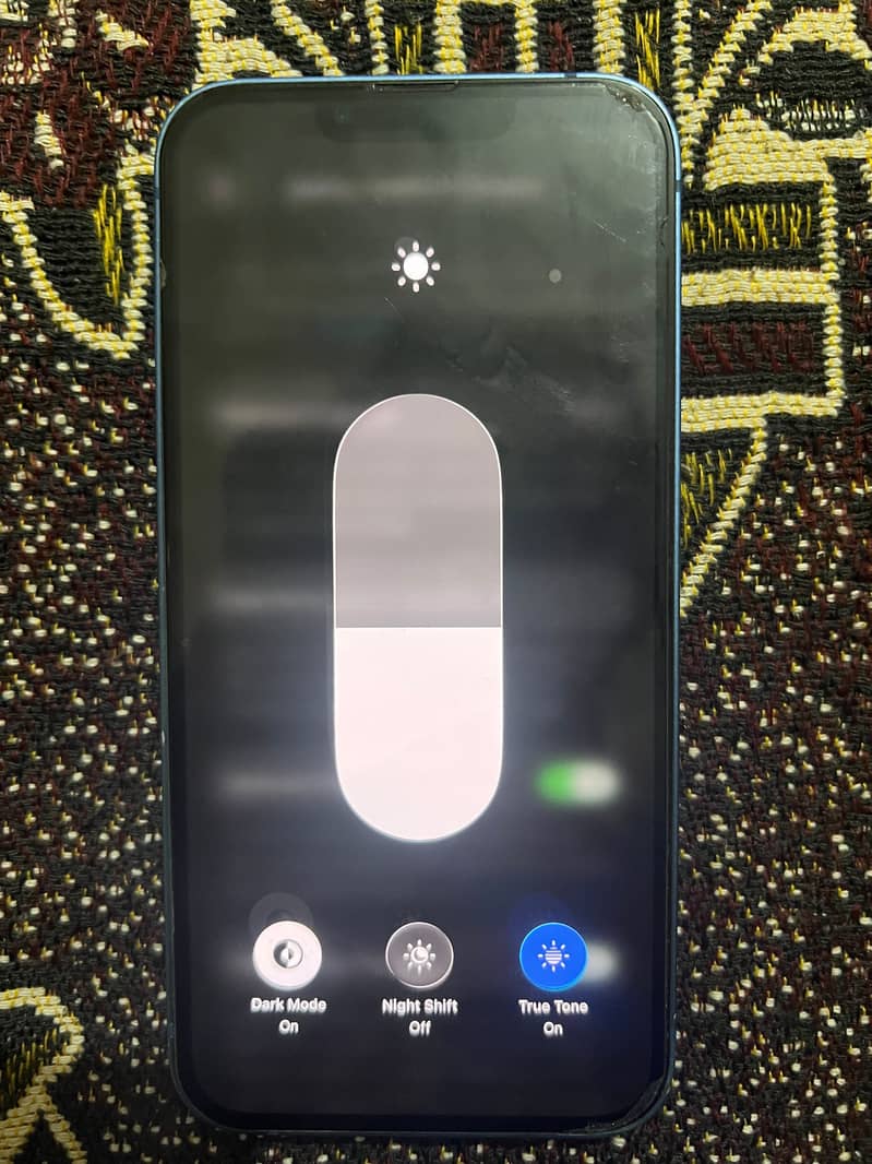 Apple iPhone 13 0