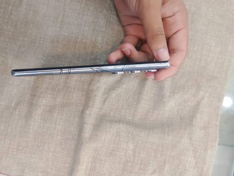 Tecno CAMON 40 Pro 3