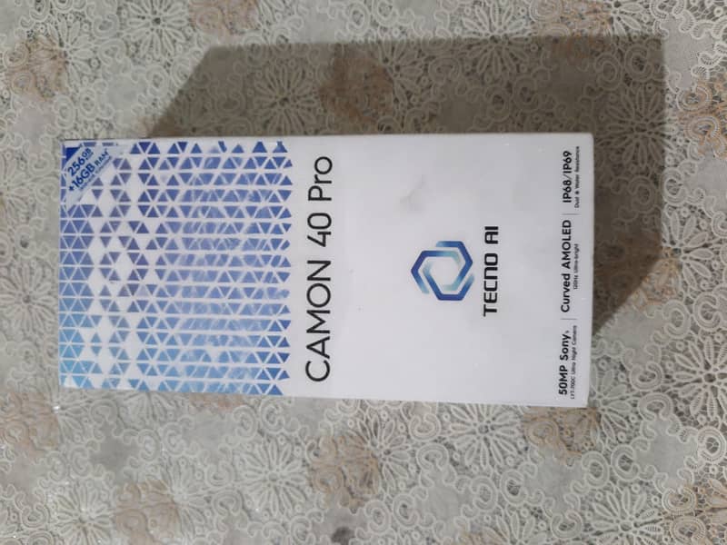Tecno CAMON 40 Pro 7