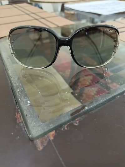 VOGUE Sunglasses