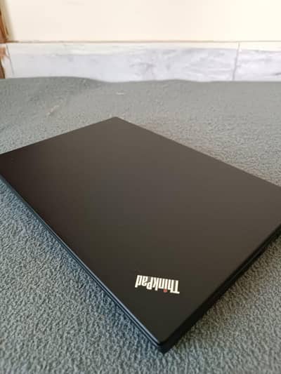 Lenovo ThinkPad X260 | Core i5 6th Gen | 8GB RAM / 128GB SSD