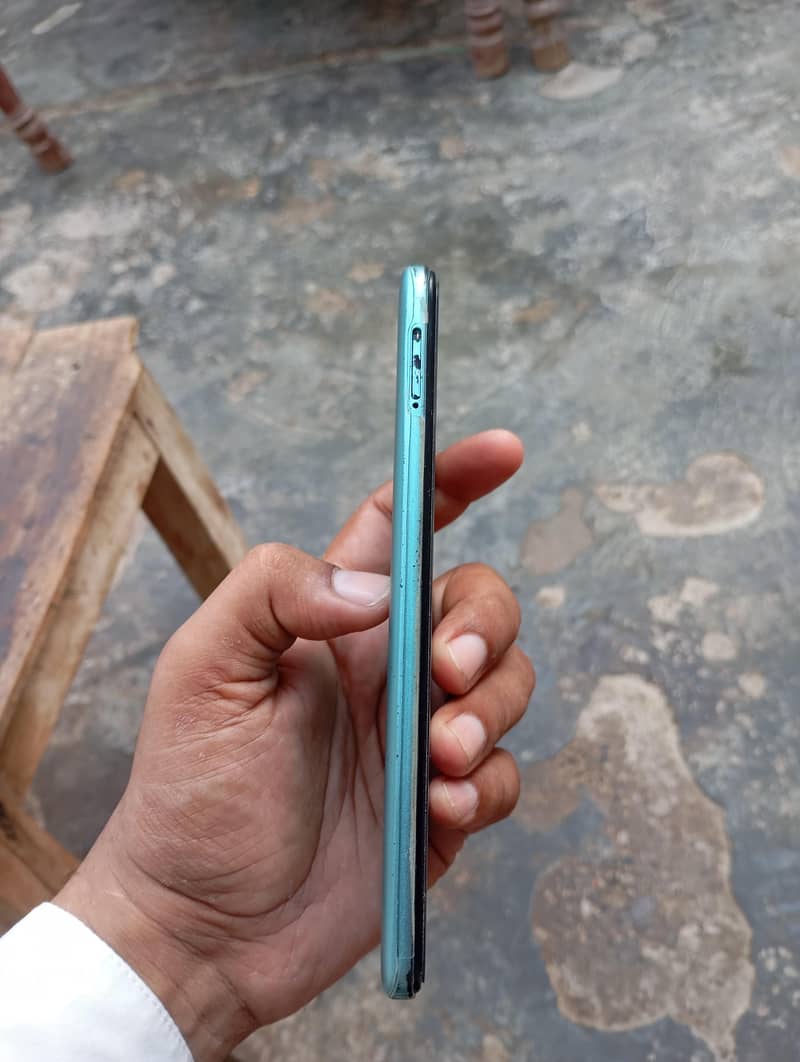 Tecno Camon 17 6