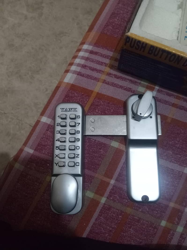 door lock 3